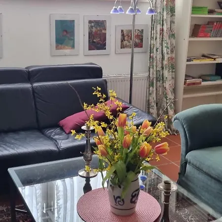 Rosa Canina, W1 شقة